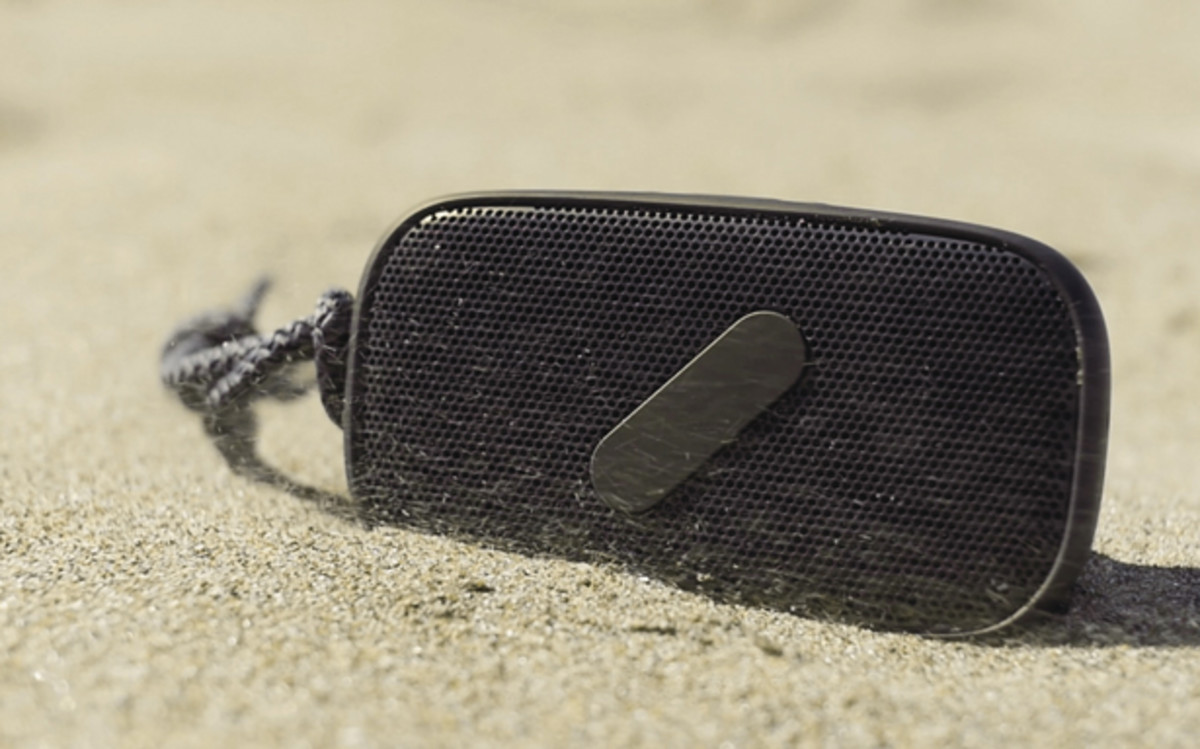 NudeAudio’s Super M Portable Wireless Speaker Brings Innovation To The Market